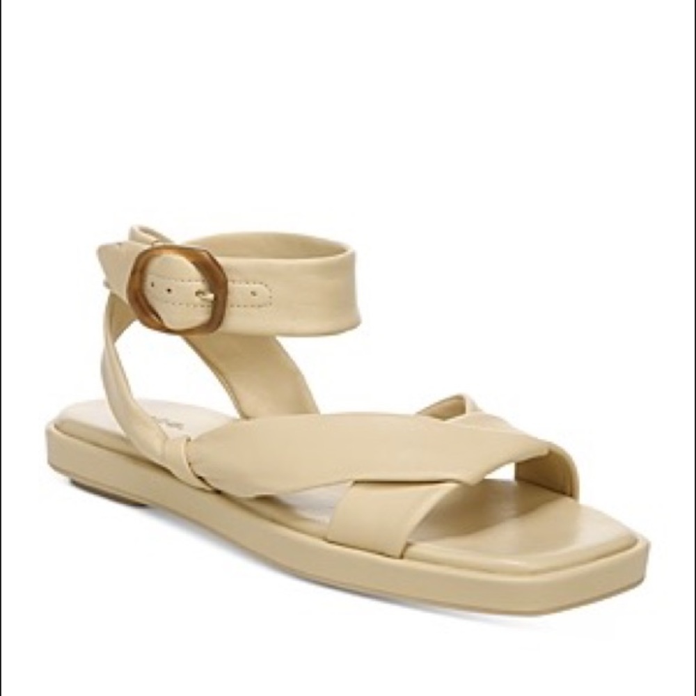 Vince “Reza” sandal in Brass 7.5